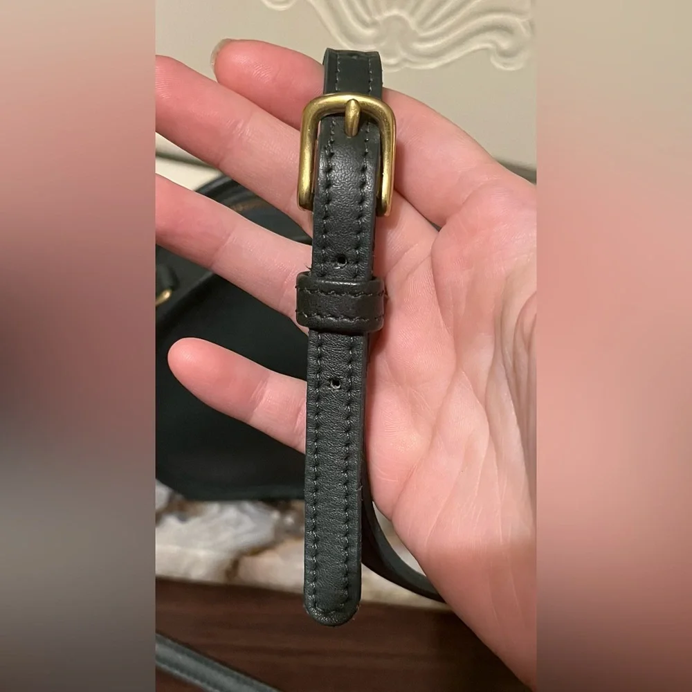 Green Vintage Coach Canteen Bag! - Picture 8 of 16